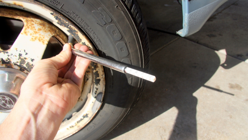 Illustration for article titled How To Properly Rotate Your Tires